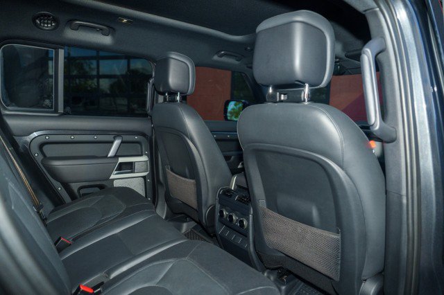 Used 2023 Land Rover Defender 130 X-Dynamic SE AWD/4WD image 24