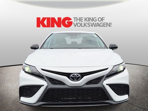 Used 2023 Toyota Camry SE w/ Cold Weather Package AWD/4WD image 9