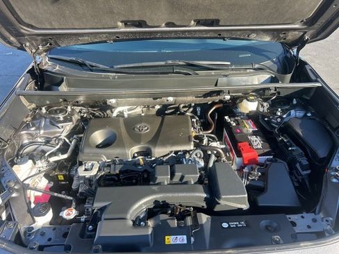 Used 2024 Toyota RAV4 XLE image 12