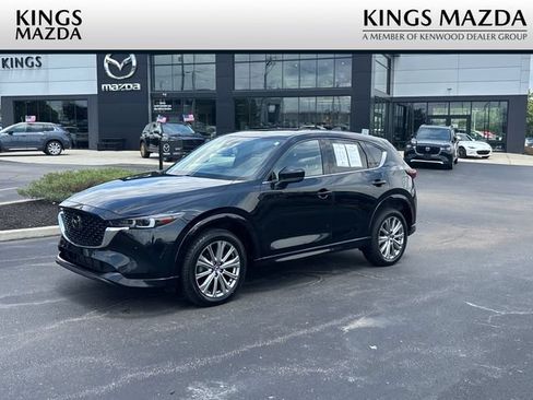 Used 2023 MAZDA CX-5 Signature AWD/4WD image 1