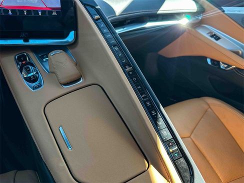 Used 2020 Chevrolet Corvette Stingray Preferred Cpe w/ 2LT Preferred Equipment Group image 29