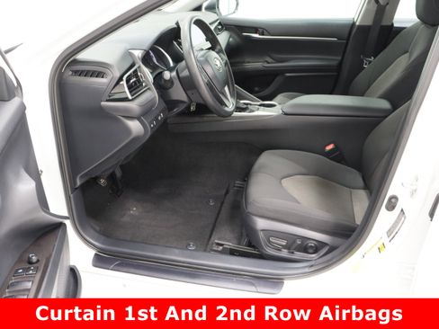 Used 2024 Toyota Camry LE image 14