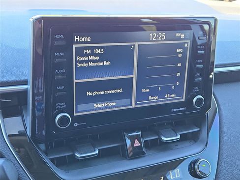 Used 2022 Toyota Corolla Cross XLE w/ Convenience Package image 25