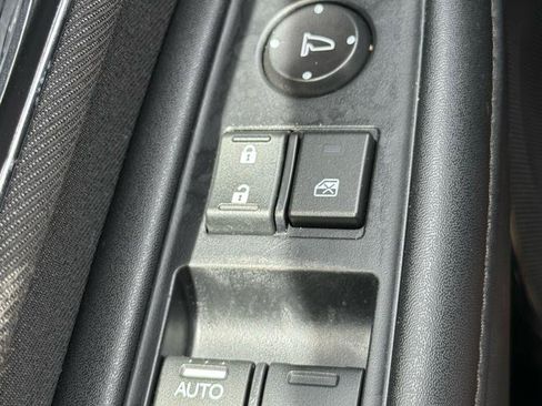 Used 2020 Honda HR-V EX image 12