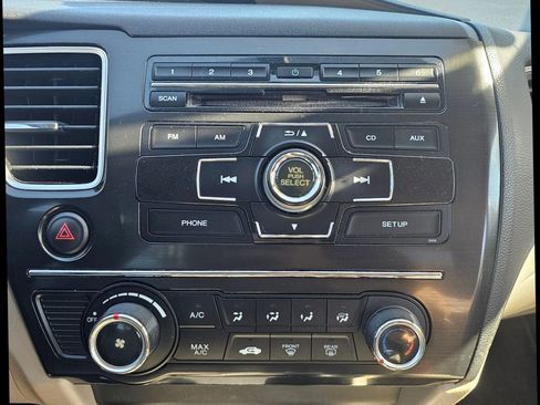 Used 2013 Honda Civic LX image 25