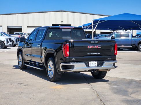 Used 2021 GMC Sierra 1500 SLT RWD image 4