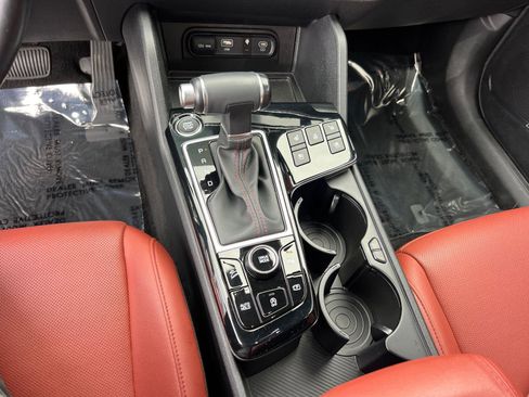 Used 2025 Kia Sportage SX FWD image 34