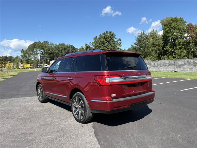 Used 2019 Lincoln Navigator Select w/ Cargo Package RWD image 3