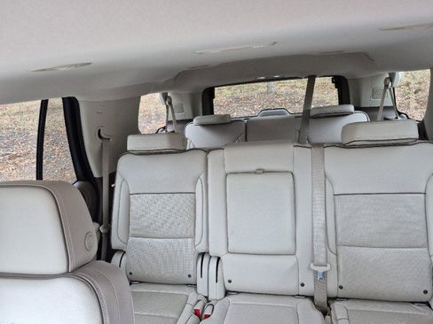 Used 2022 GMC Yukon Denali image 41