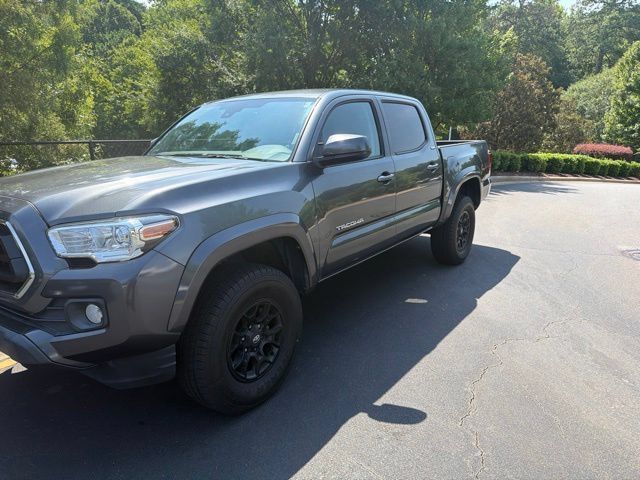 Used 2021 Toyota Tacoma SR5 RWD image 2