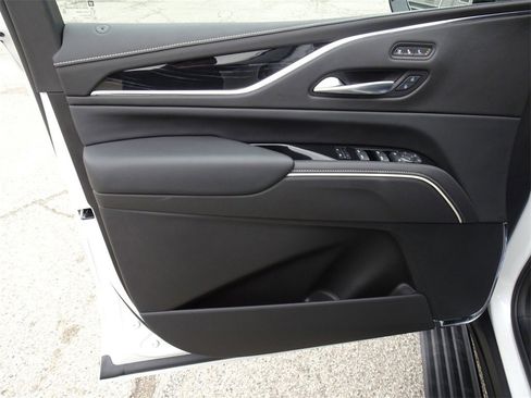 Certified 2024 Cadillac Escalade Sport w/ Touring Package image 14