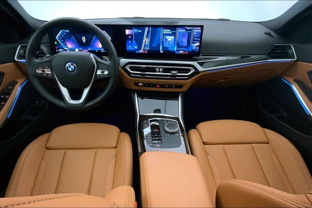 Used 2023 BMW 330e xDrive AWD/4WD image 16