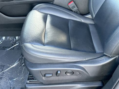 Used 2023 Chevrolet Tahoe LT image 18