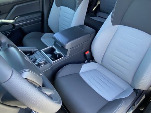 New 2026 Toyota 4Runner TRD Off-Road image 21