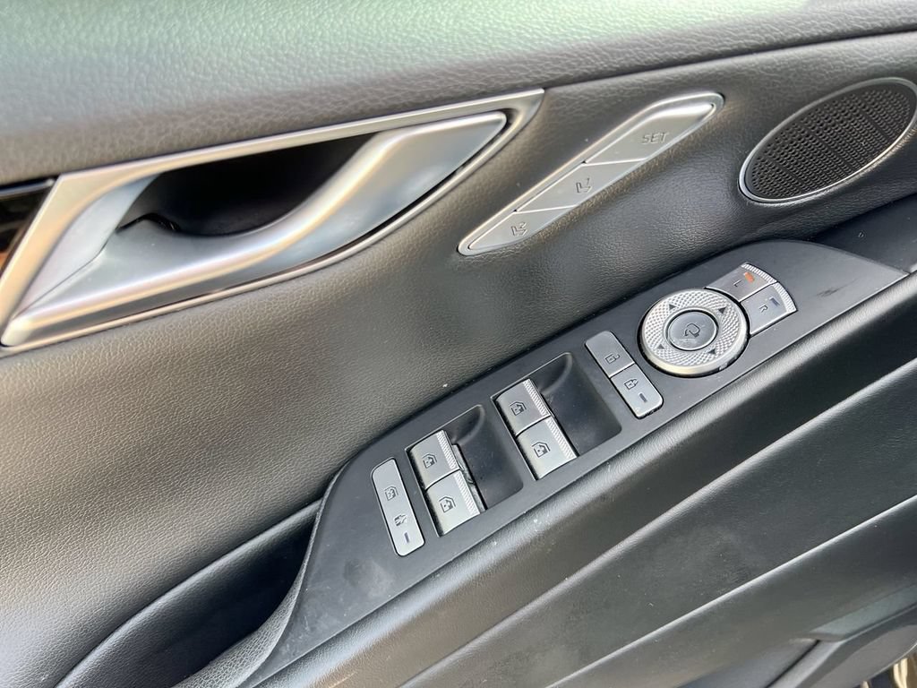 Used 2023 Genesis G80 2.5T RWD image 11