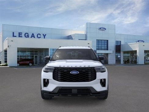 New 2026 Ford Explorer ST-Line w/ ST-Line Street Pack image 6
