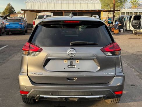 Used 2019 Nissan Rogue SV AWD/4WD image 7