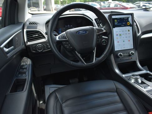 Used 2022 Ford Edge SEL w/ Convenience Package AWD/4WD image 17