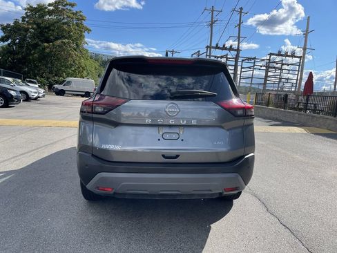 Used 2023 Nissan Rogue S AWD/4WD image 4