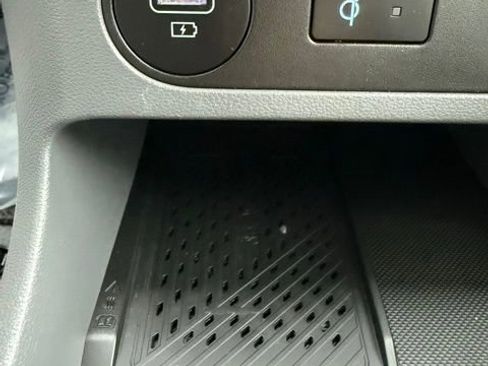 Used 2024 Hyundai Ioniq 5 Limited image 38