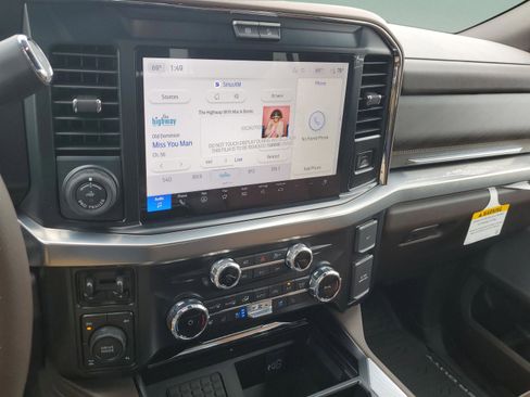 New 2026 Ford F350 King Ranch w/ Chrome Package image 19