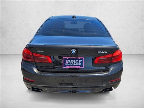Used 2018 BMW 540i xDrive AWD/4WD image 7