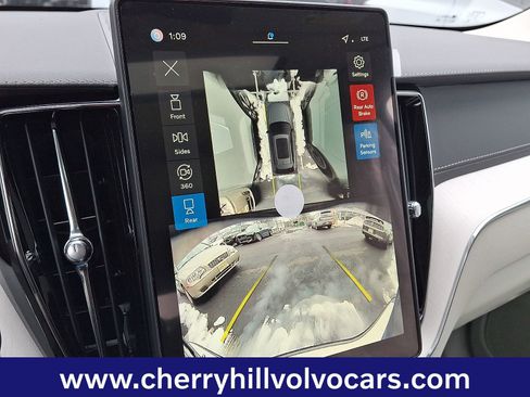 New 2026 Volvo XC60 T8 Ultra w/ Protection Package Premier image 16
