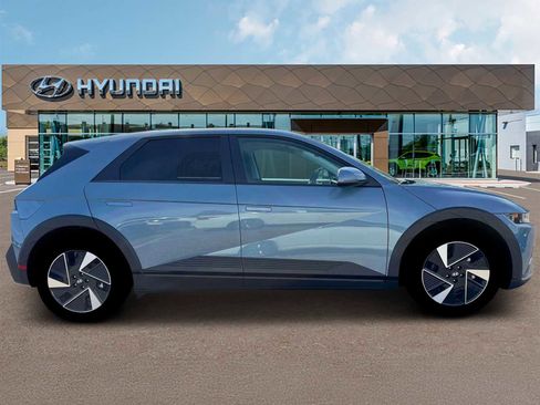 New 2026 Hyundai Ioniq 5 SE RWD image 9
