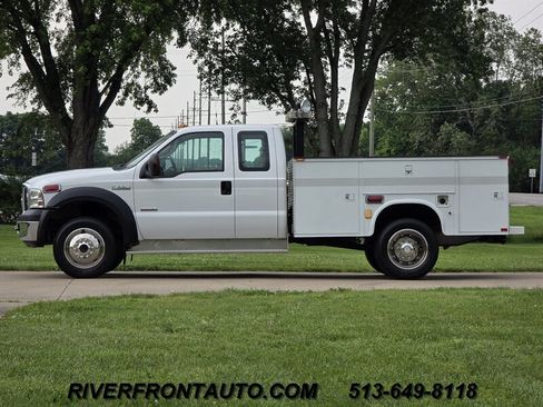 Used 2007 Ford F550 4x4 Super Cab Super Duty image 9