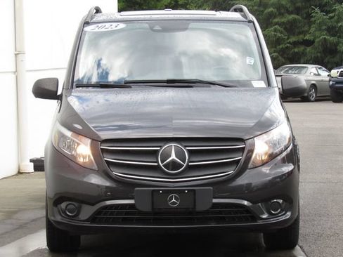 Used 2023 Mercedes-Benz Metris Passenger image 3