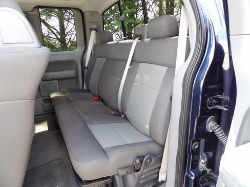 Used 2005 Ford F150 XLT AWD/4WD image 8