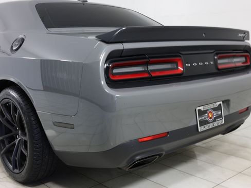 Used 2023 Dodge Challenger SRT Hellcat w/ Driver Convenience Group RWD image 41