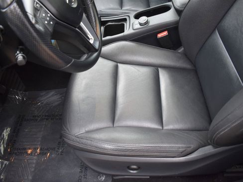 Used 2014 Mercedes-Benz CLA 250 4MATIC image 32