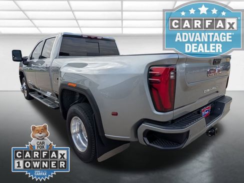 Certified 2025 GMC Sierra 3500 Denali w/ Denali Reserve Package AWD/4WD image 2