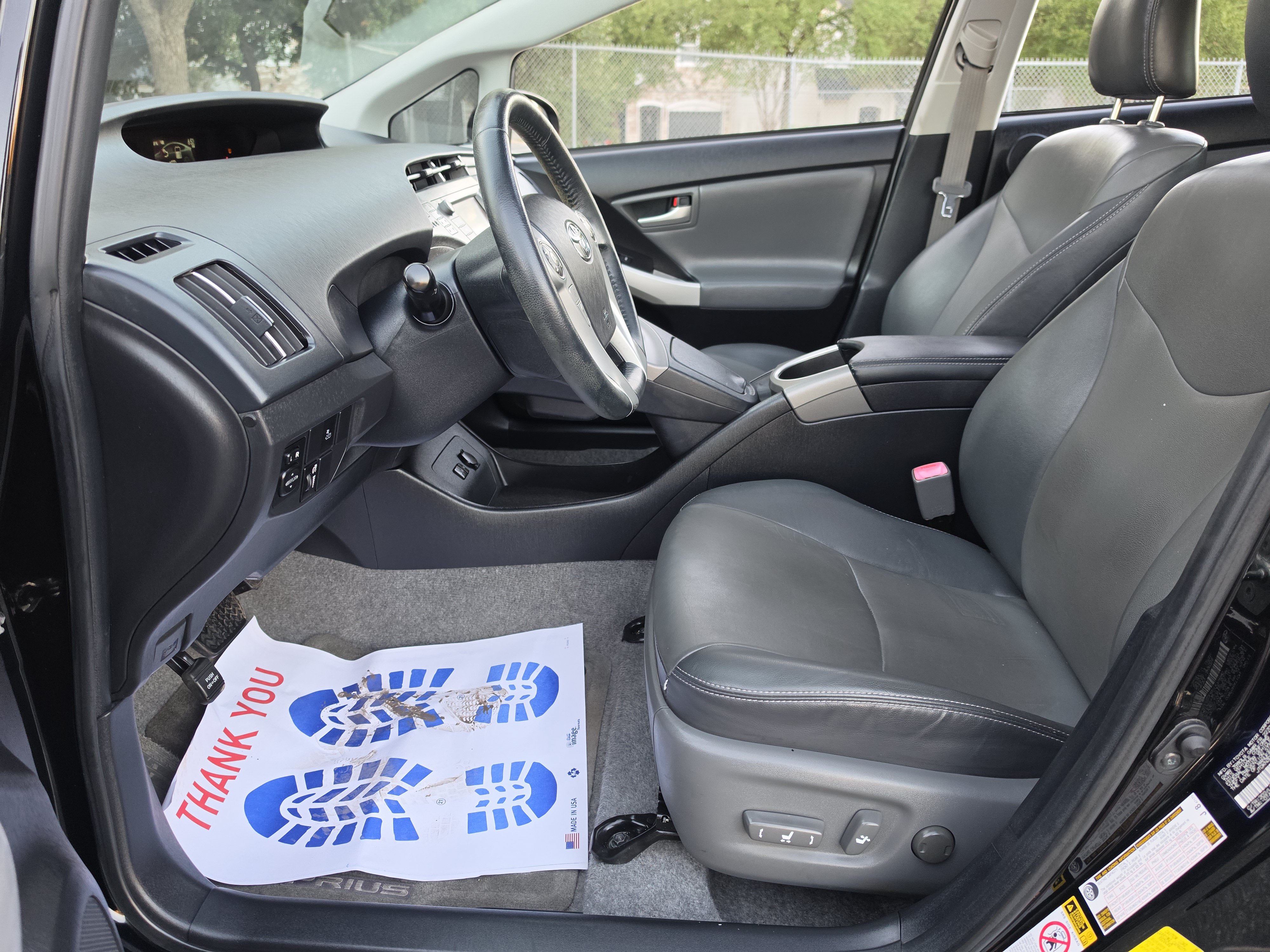 Used 2013 Toyota Prius Four w/ Deluxe Solar Roof Pkg FWD image 25