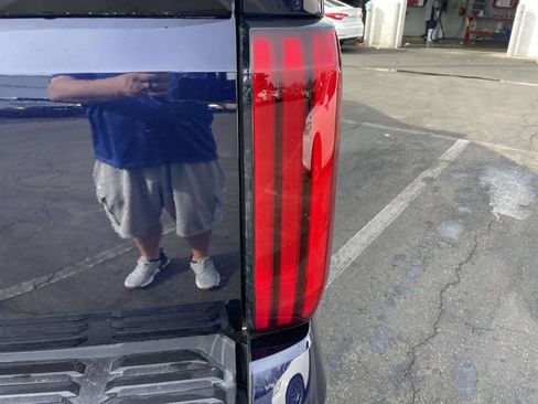 Used 2025 Toyota Tundra Limited image 24