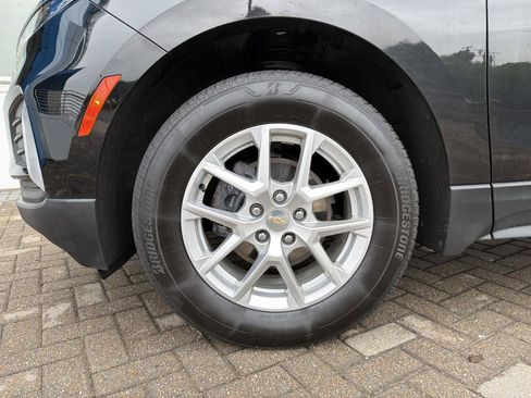 Used 2023 Chevrolet Equinox LT AWD/4WD image 10