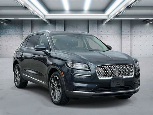 Used 2021 Lincoln Nautilus Reserve AWD/4WD image 23