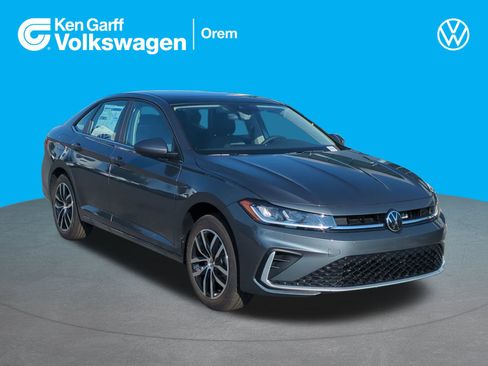New 2025 Volkswagen Jetta SE image 1