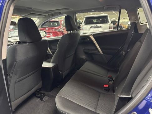 Used 2015 Toyota RAV4 XLE AWD/4WD image 12