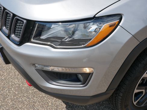 Used 2019 Jeep Compass Trailhawk w/ Safety & Security Group AWD/4WD image 16