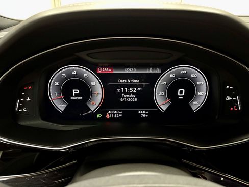 Used 2020 Audi Q8 Prestige w/ Prestige Package AWD/4WD image 31