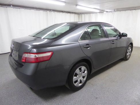 Used 2009 Toyota Camry image 7
