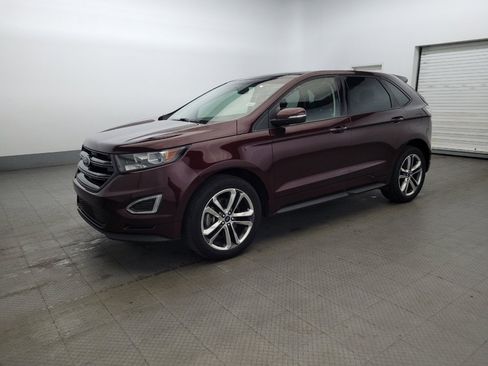 Used 2017 Ford Edge Sport w/ Technology Package AWD/4WD image 2