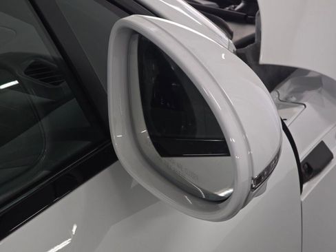 New 2026 Porsche Macan S AWD/4WD image 31
