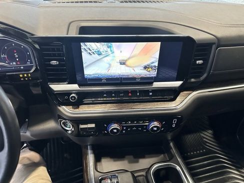 Used 2023 GMC Sierra 1500 Elevation image 11