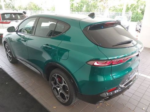 Used 2024 Alfa Romeo Tonale Veloce AWD/4WD image 14