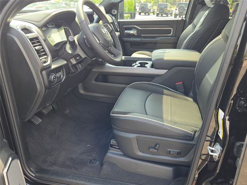 New 2025 RAM 2500 Laramie image 25