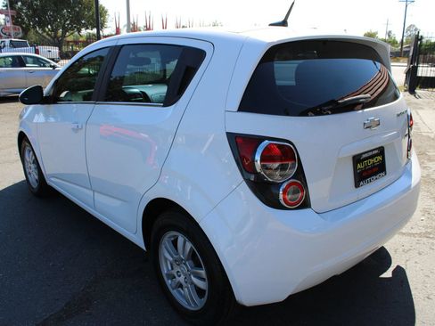 Used 2014 Chevrolet Sonic LT w/ Fun and Sun Package FWD image 36