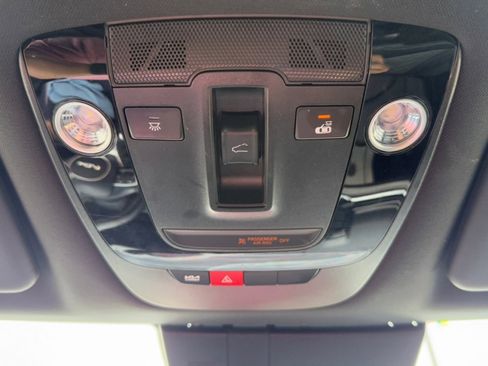 Used 2025 Kia Sportage X-Line w/ Premium Package image 34